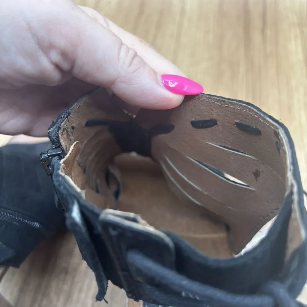 Miz Mooz Maddie Sandals Womens 39 US 8.5-9 Black Leather Open Toe Heels‎ Booties